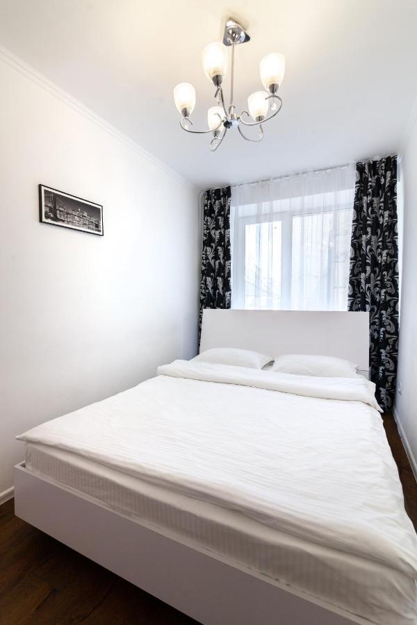 Leogrand Apartments On Svobody Львов Экстерьер фото