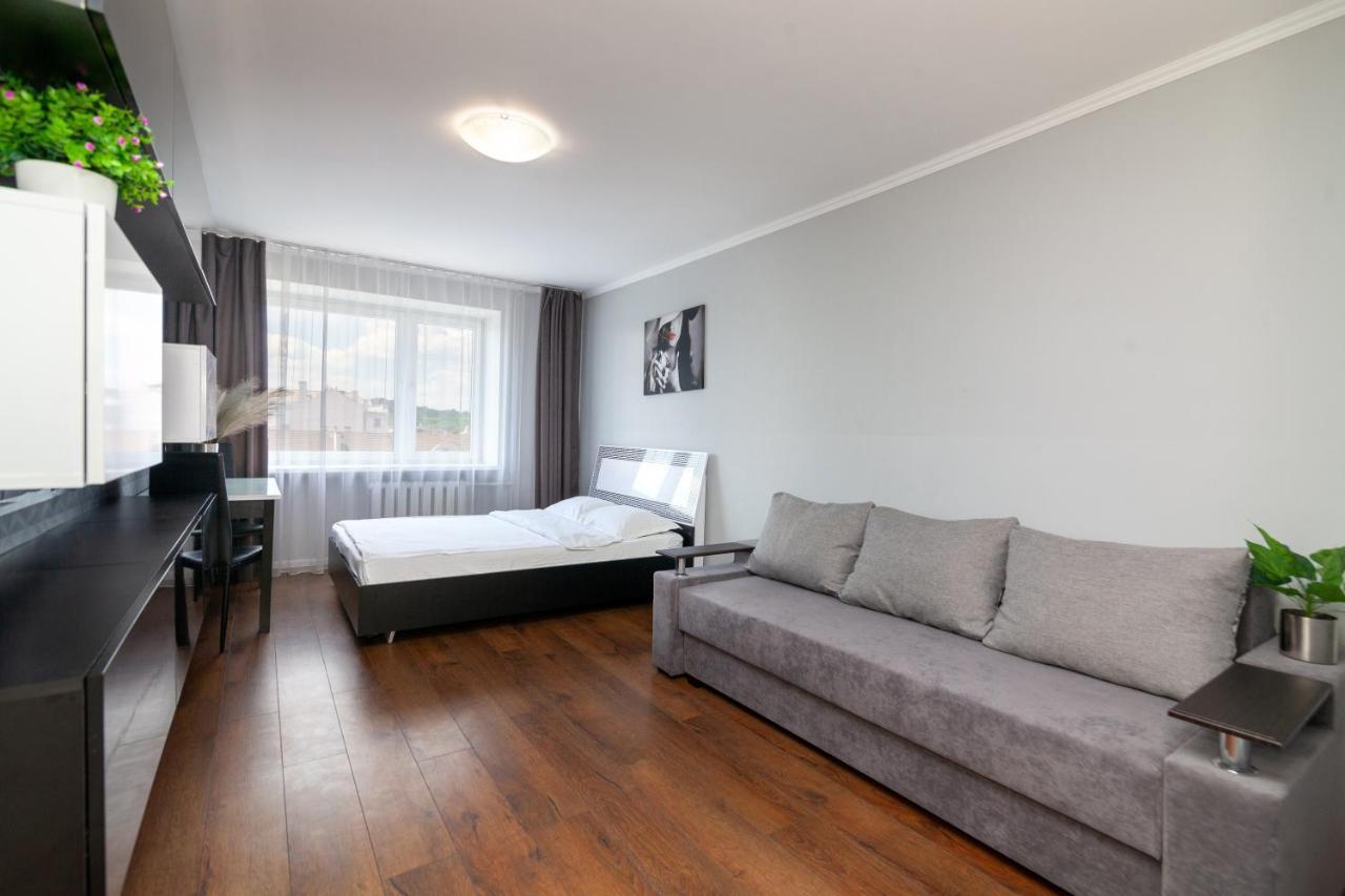 Leogrand Apartments On Svobody Львов Экстерьер фото